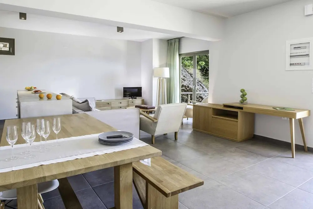 Villa Lefki