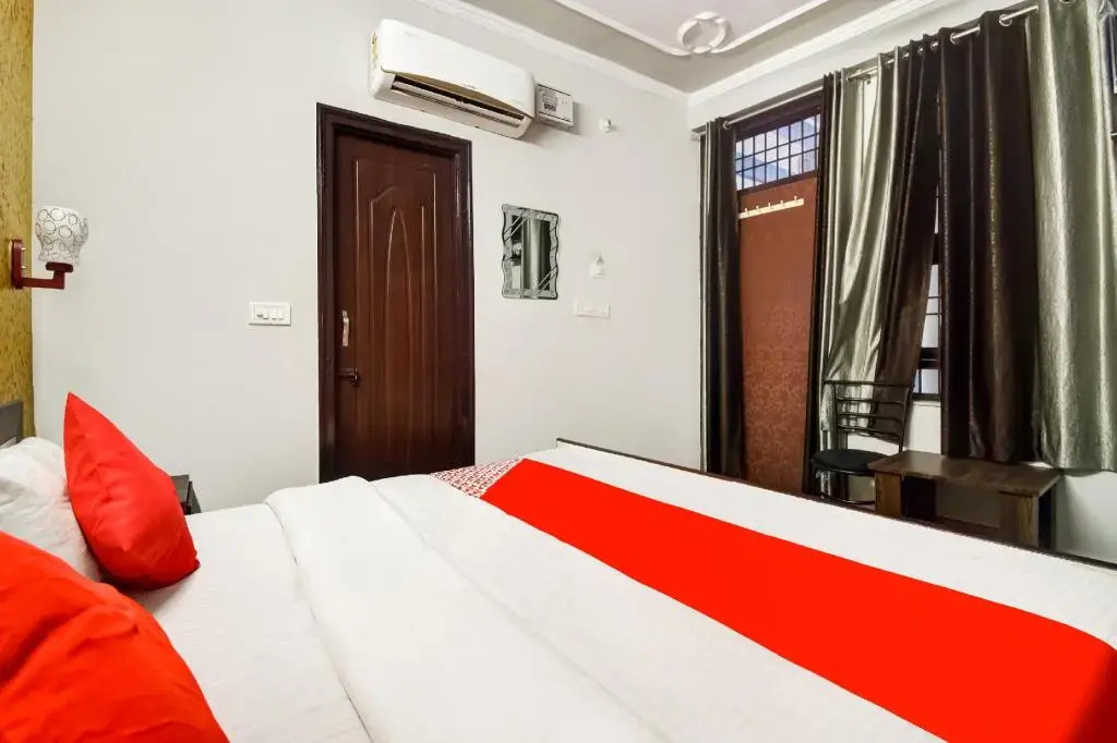 Hotel Shiv Pratap by OYO Rooms