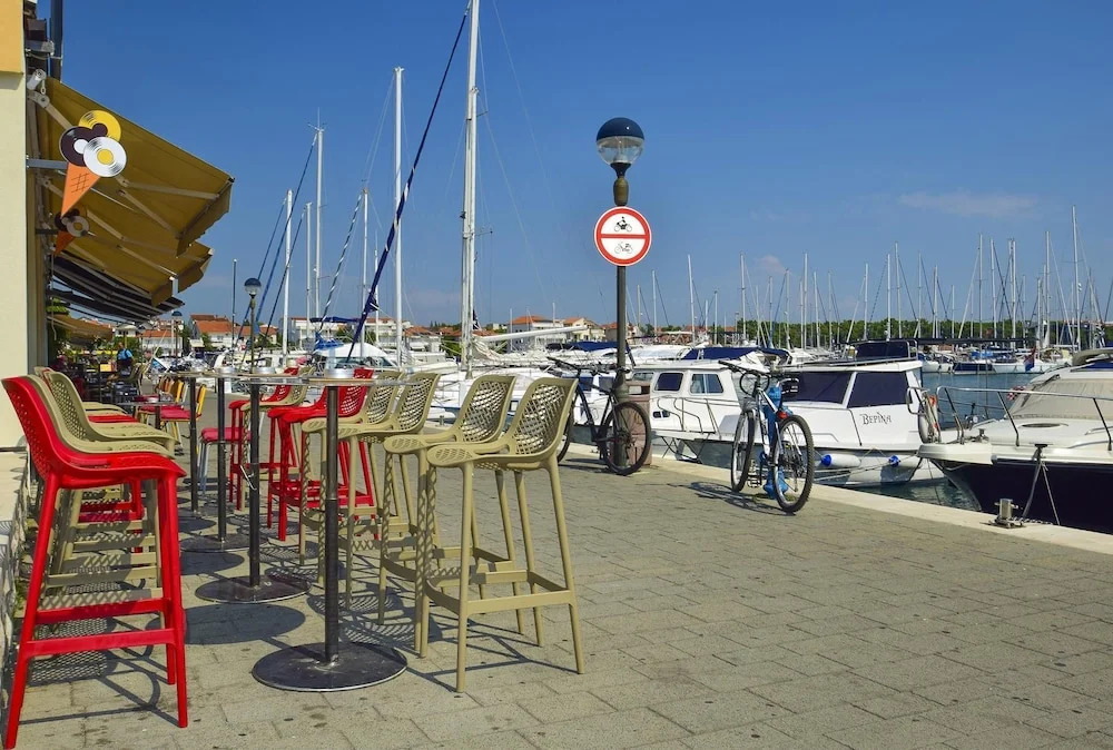 Apartments Milenko / Three Bedrooms A2
