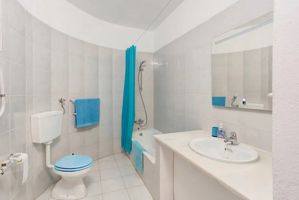Villa Vale Verde 5 Bedroom Villa, 10 min walk to