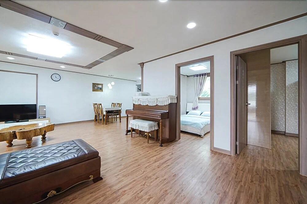 Yeoju Midmi Pension