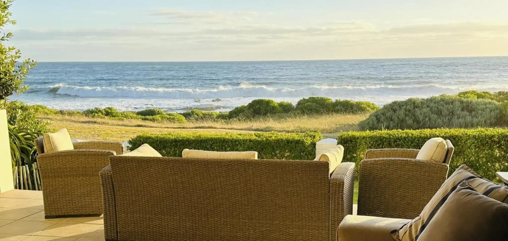 Shore's Edge cottage