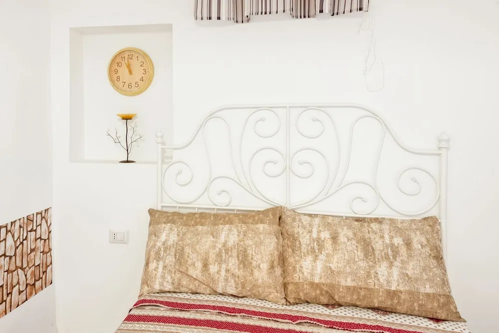 GuestHost - San Nicola Clemente Private Room