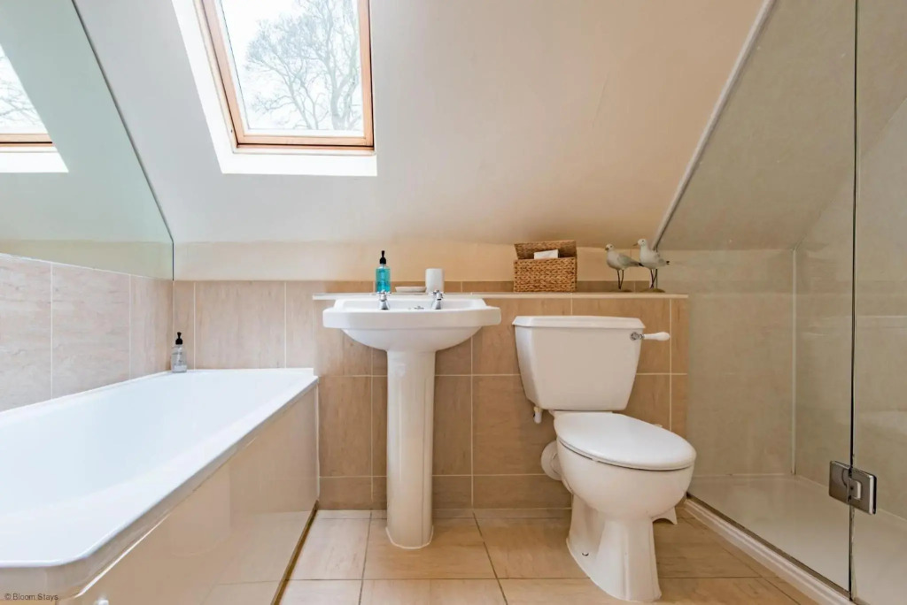 Hockley House by Bloom Stays