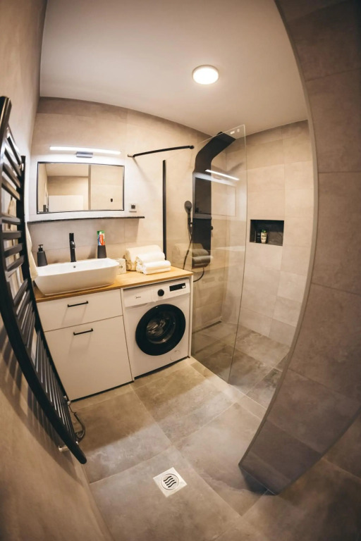 HelloSky Apartment