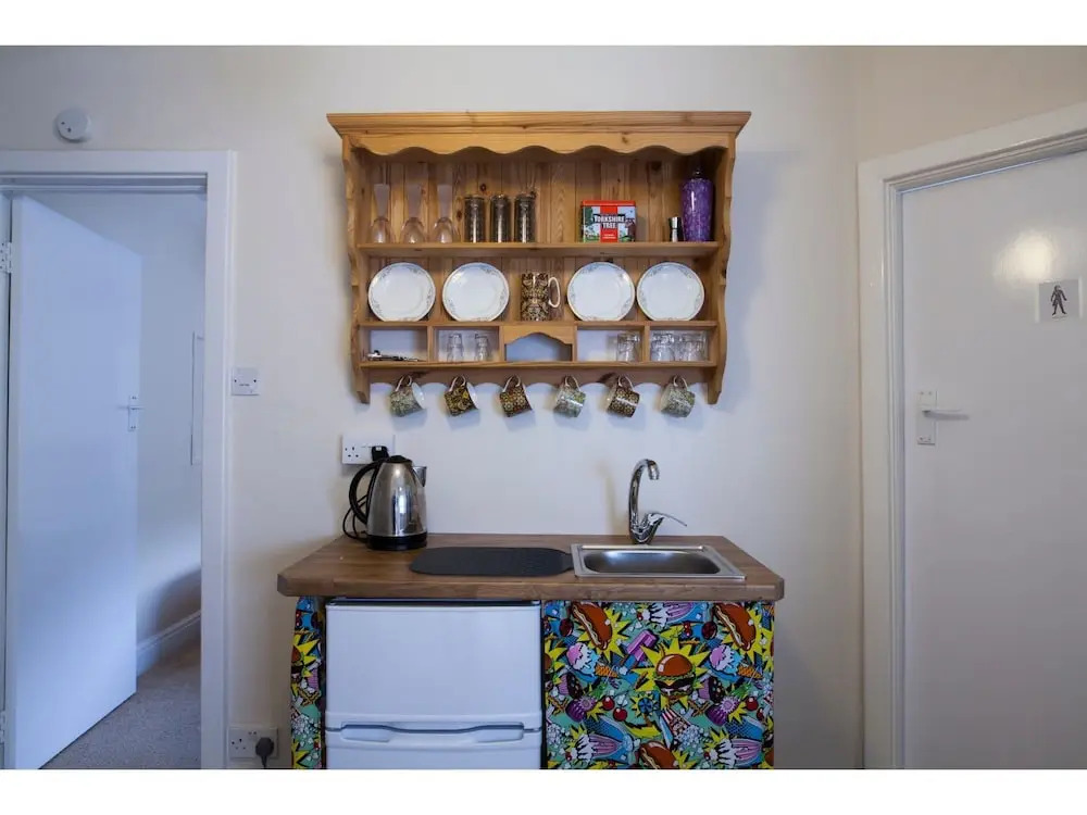Unique & Beautiful Home for 8 in East Putney