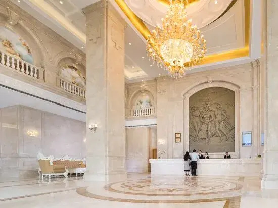 Vienna International Hotel (Changde College of Arts and Sciences Tobacco Factory)