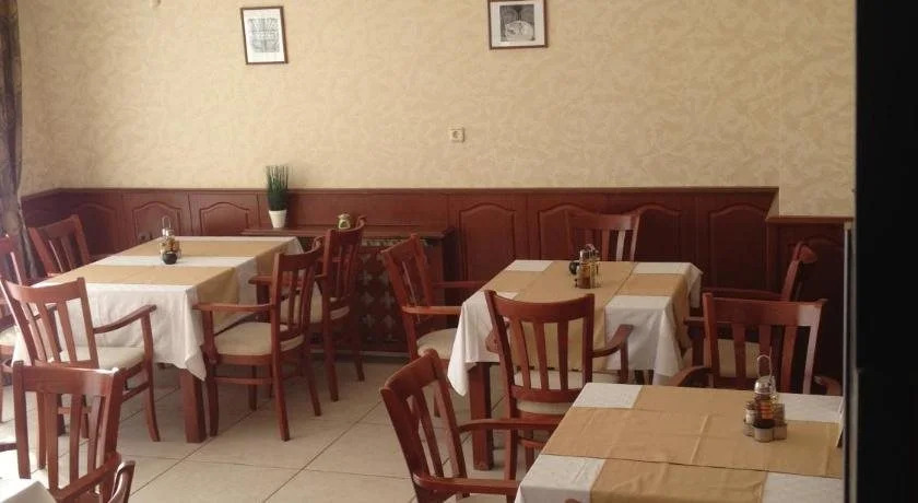 Hotel Elena