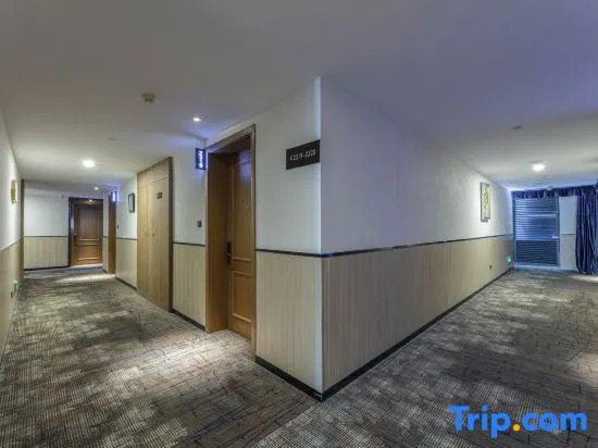 Qingteng Yisu Hotel (Beilun Yintai Chengzhonghe Road Subway Station Store)