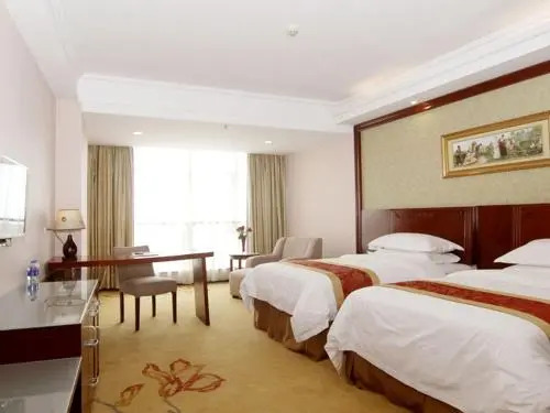 Vienna Classic Hotel (Haining Yancang)
