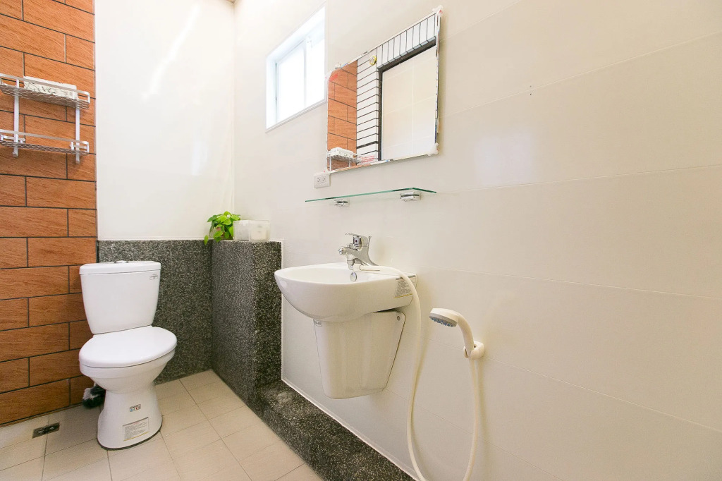 Charging station, pet-friendly pool Luodong, nice homestay