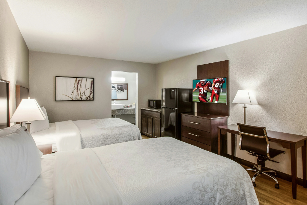 Red Roof Inn PLUS+ Dallas - Addison