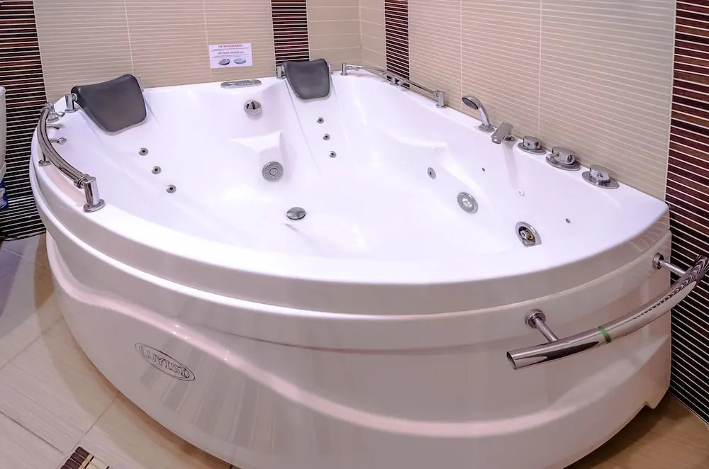 Luxrent apartments на Льва Толстого