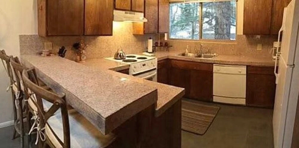 Mammoth S #228 2 Bedroom Condo