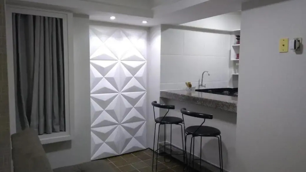 707 Lindo Flat mobiliado com vista lateral mar na Praia de Iracema COM VENTILADOR
