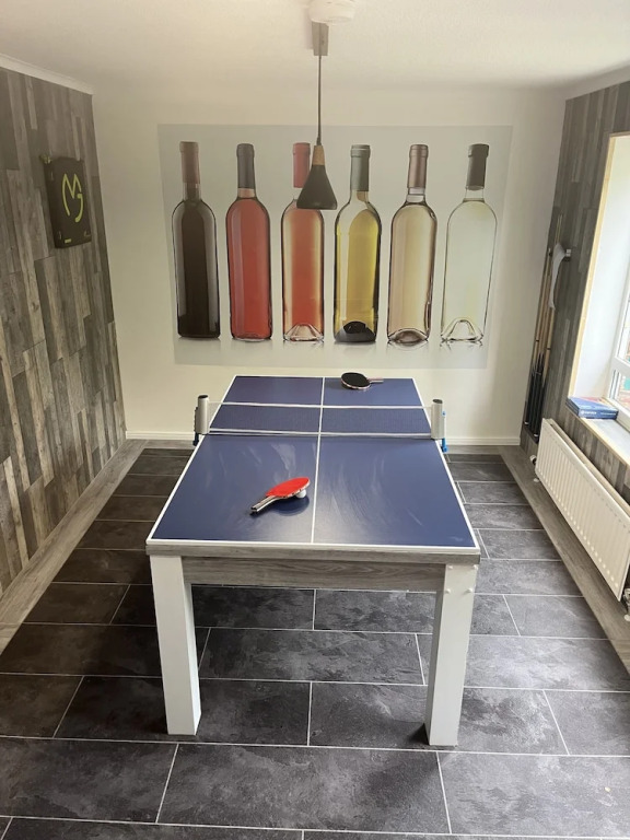 Blaydonburn - Sleeps 6 - Parking - Garden