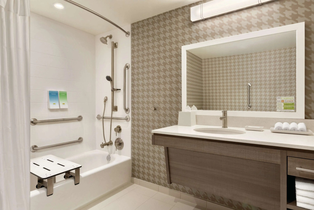 Home2 Suites By Hilton Chicago River North