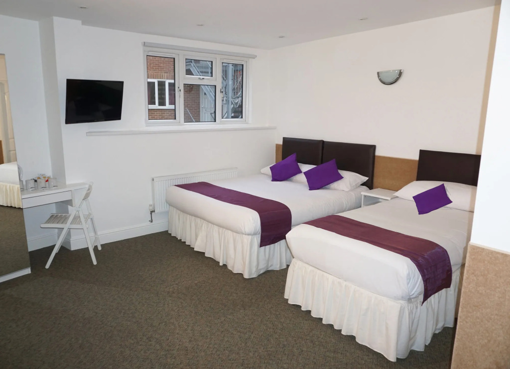 Apartment near London Bridge