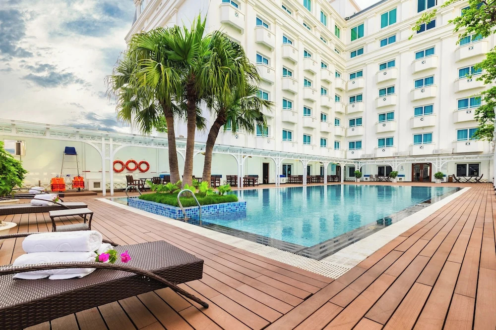 Pearl River Hotel