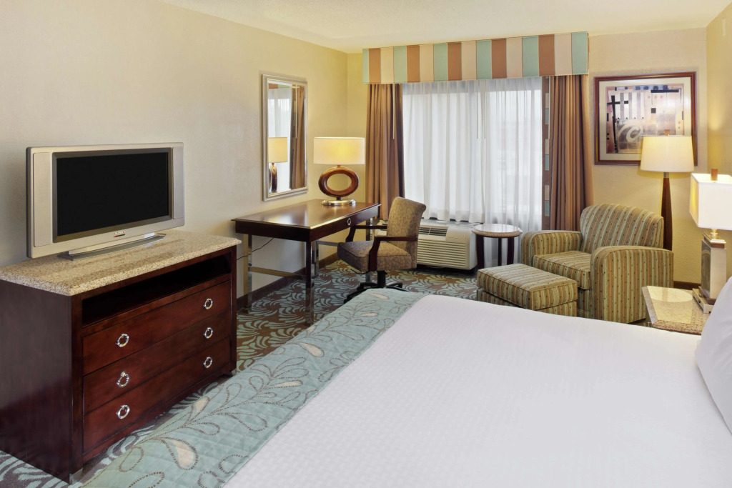 DoubleTree by Hilton Hotel Augusta