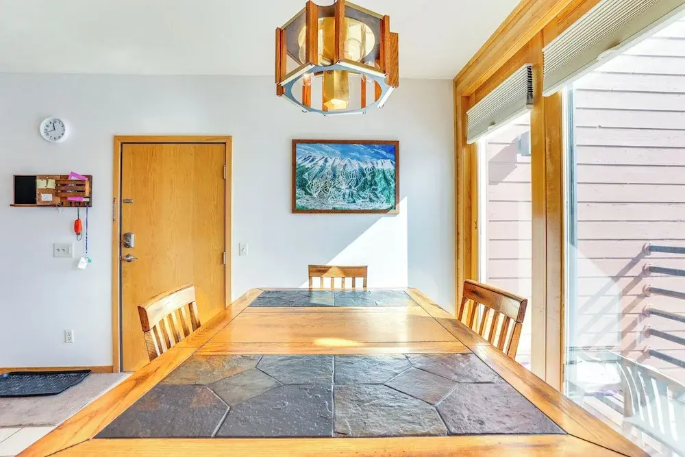 Mtn-view Gem w/ Community Perks in Silverthorne!