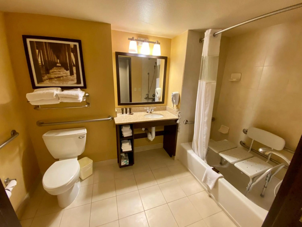Comfort Inn & Suites Frisco East - McKinney