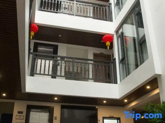 Xizichen Homestay (Phoenix Ancient City Lijiang Branch)