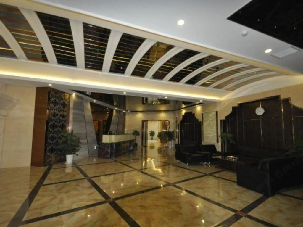 Fengqi Holiday Hotel