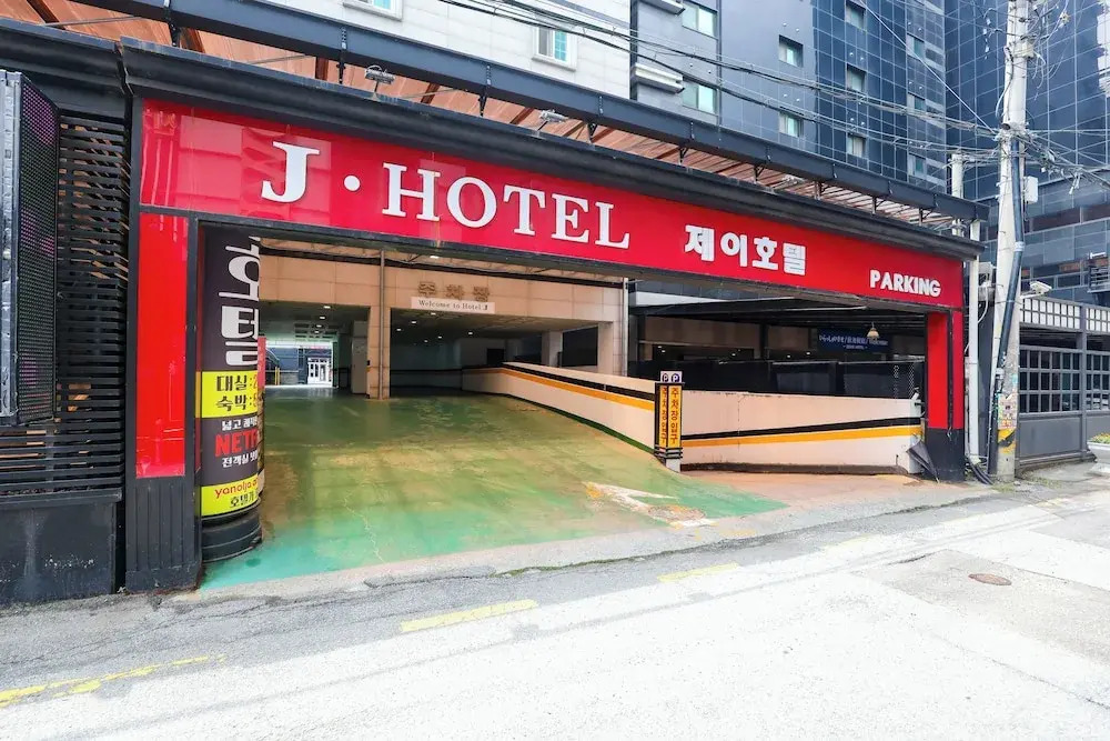 Osan J Hotel