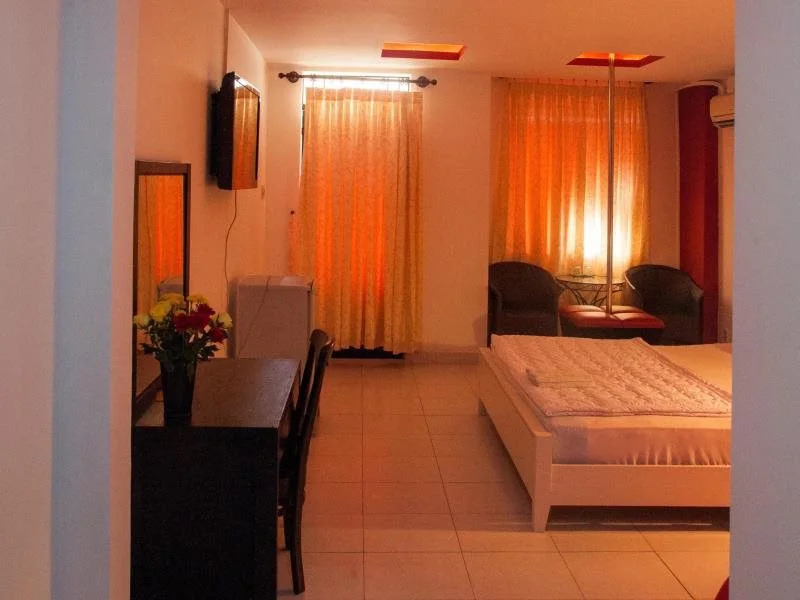 Lalaa Hotel