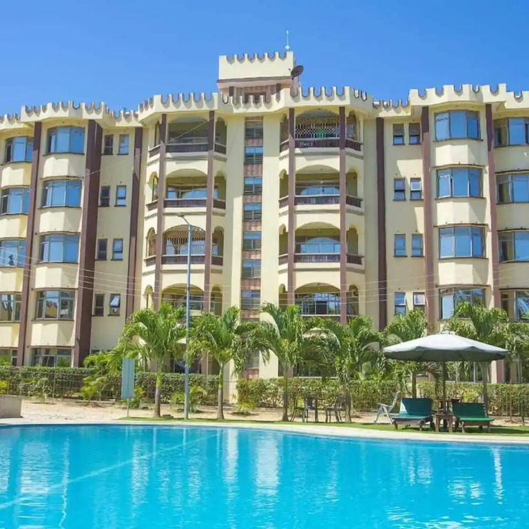 Lux Suites Dofils Sunset Apartments