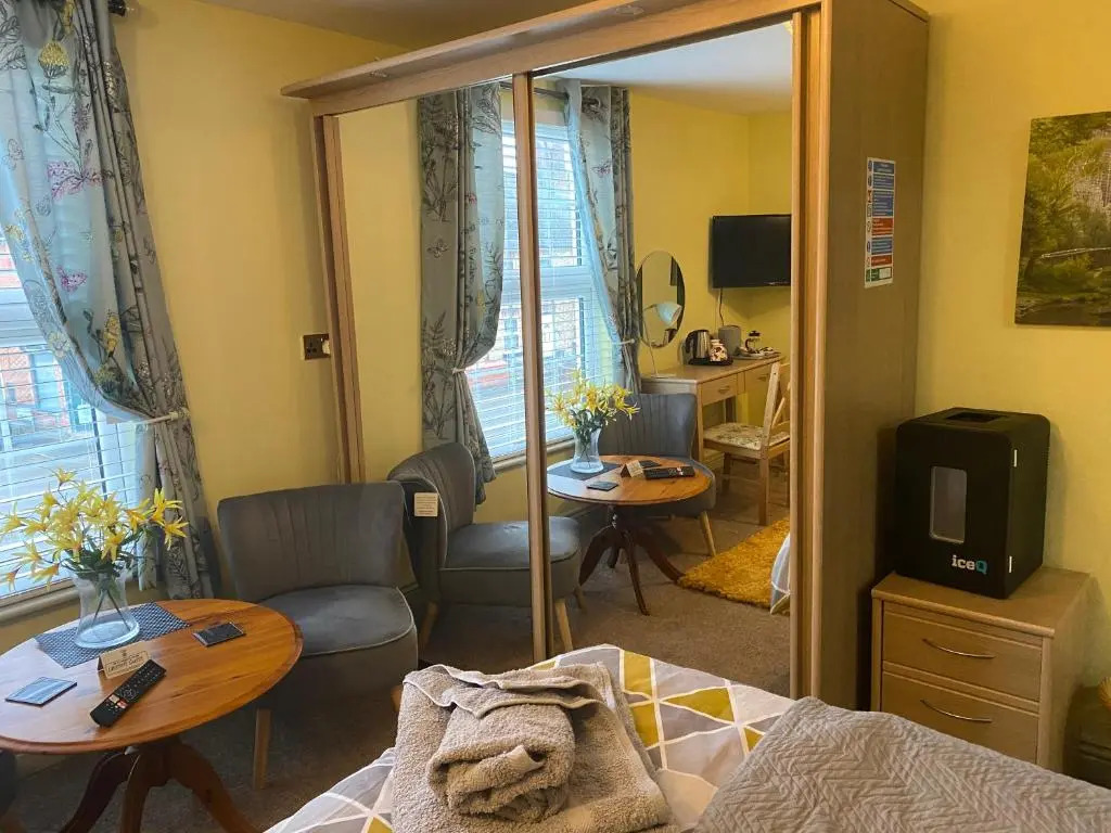 The unicorn hotel