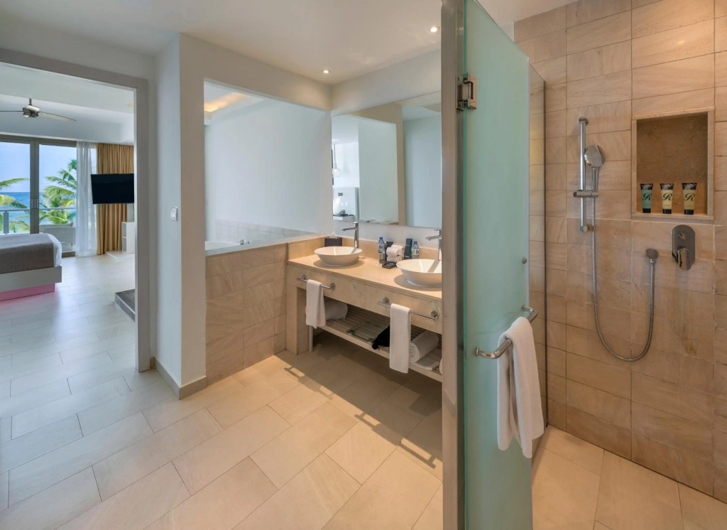 Royalton CHIC Punta Cana, An Autograph Collection All-Inclusive Resort & Casino – Adults Only