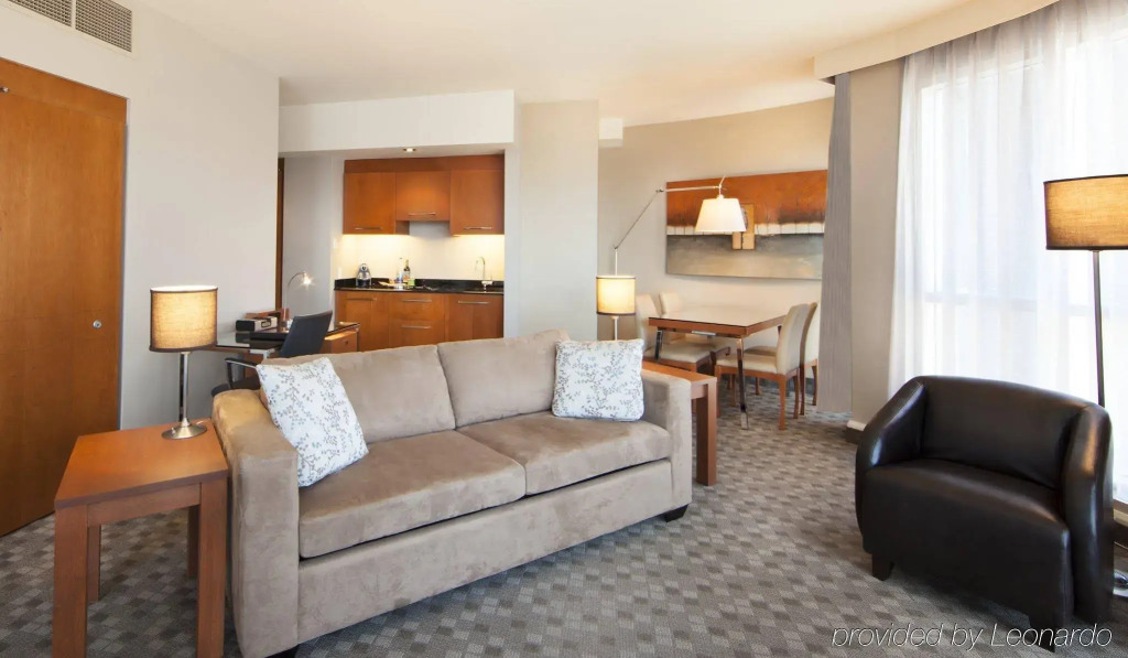 Warwick Le Crystal - Montréal