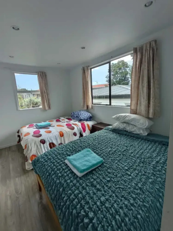 4 double and 2 Sofa Beds in 2 Bedroom