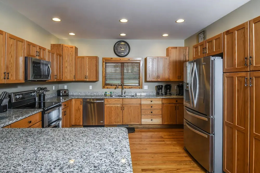No Wake Zone 5 Bedroom House