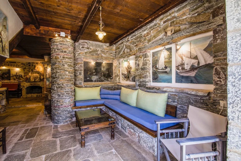 Psamathous Guesthouse