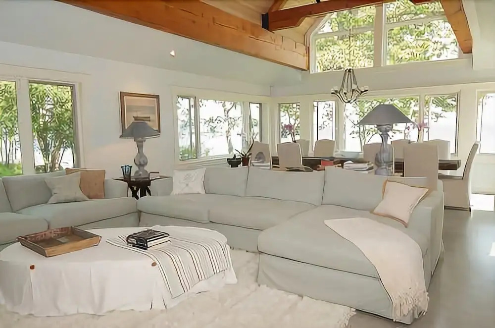 Sea Spray - Six Bedroom Home