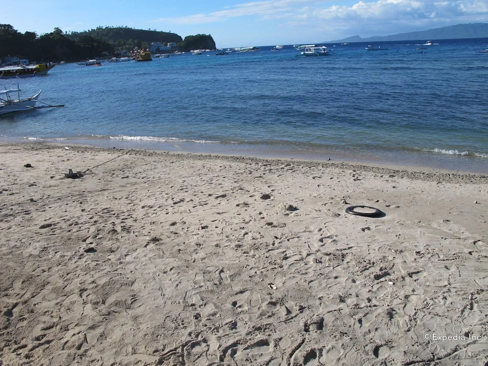 Jay Ang Resort and Dive