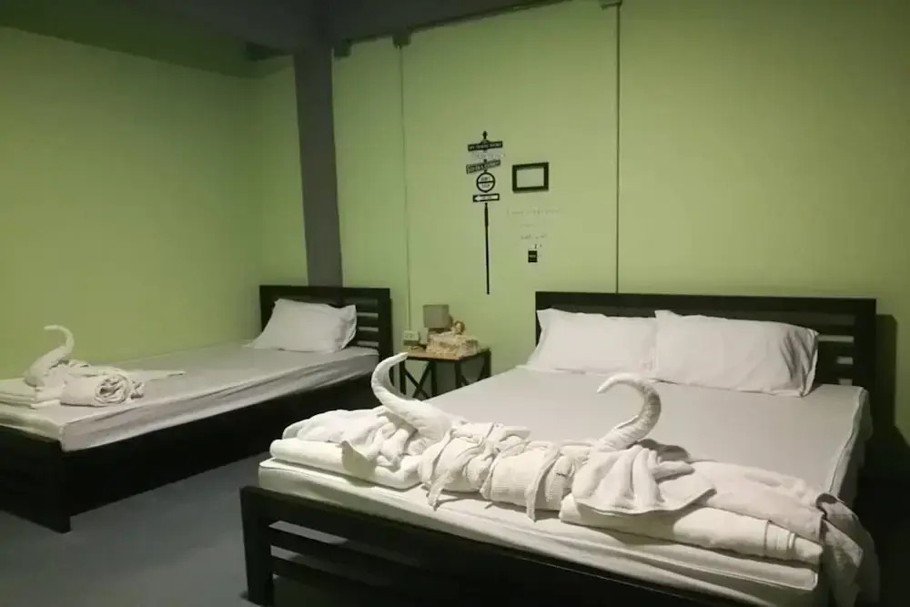 Samsen 8 Hostel