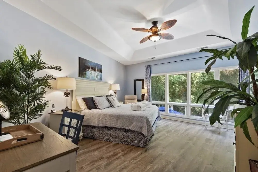 57 Lawton Rd. / Sea Pines / Pet Friendly 4 Bedroom Home