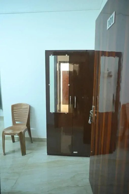 Hotel Tricon Residency