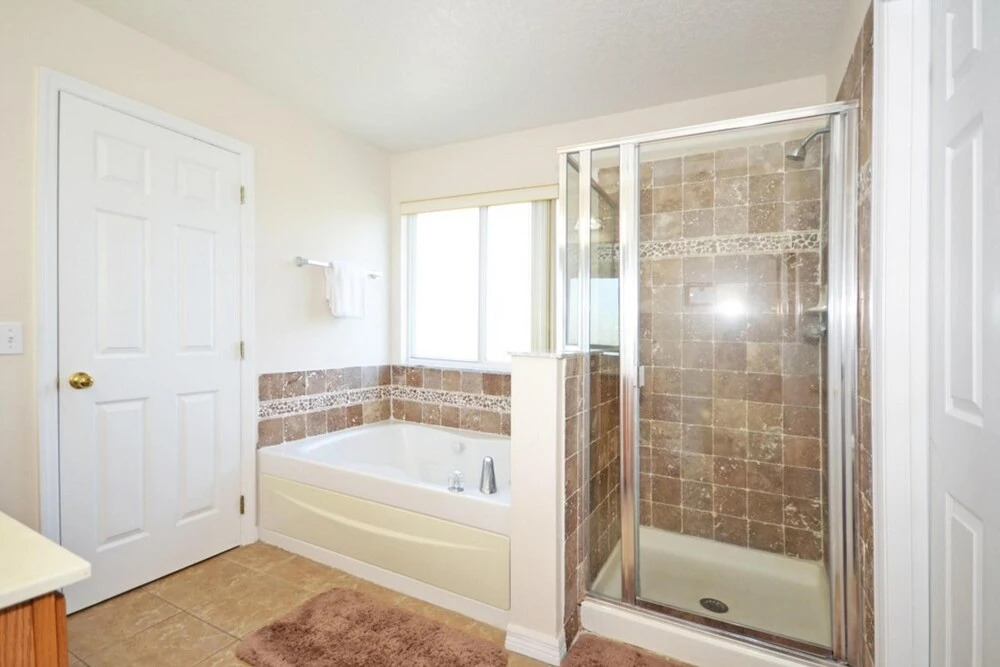 Windwood Bay 215185