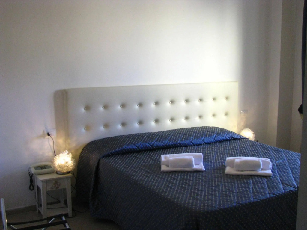 Hotel Enza