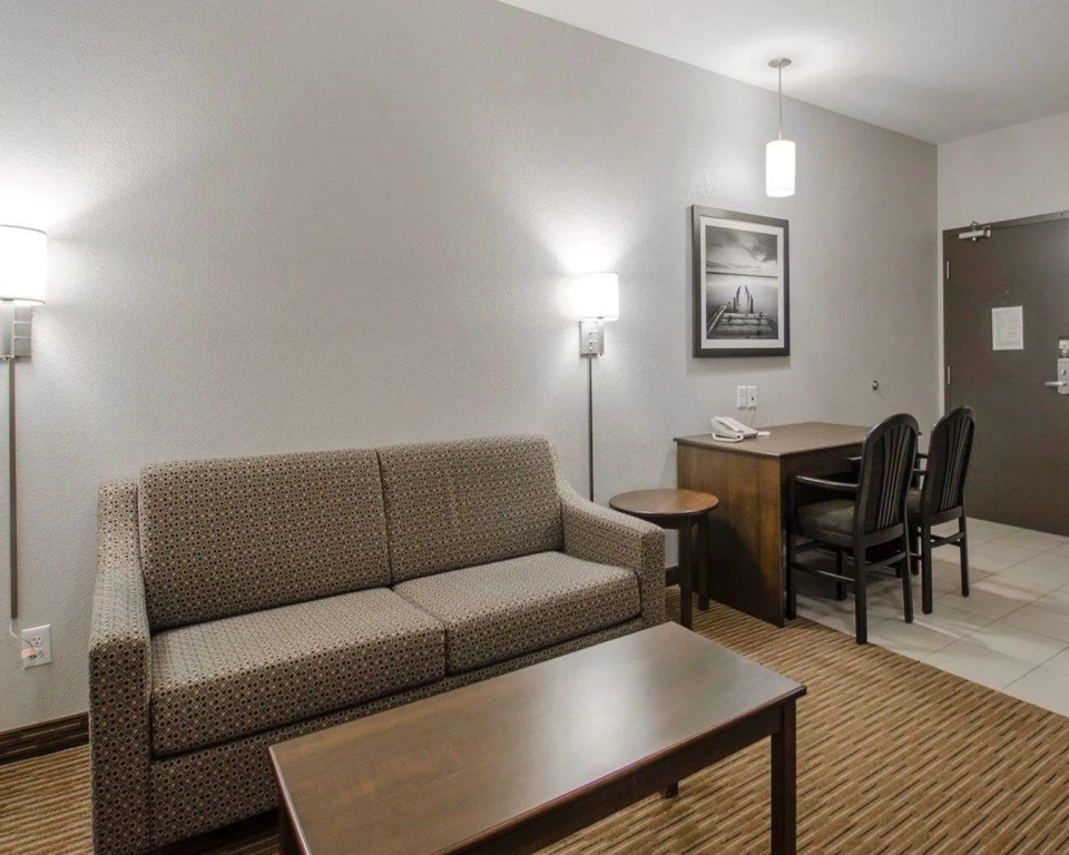Travelodge Suites by Wyndham Estevan