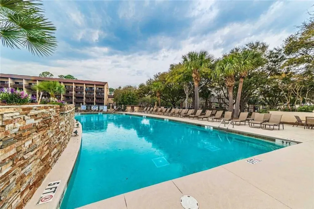 Island Club 1403 - Two Bedroom Condo