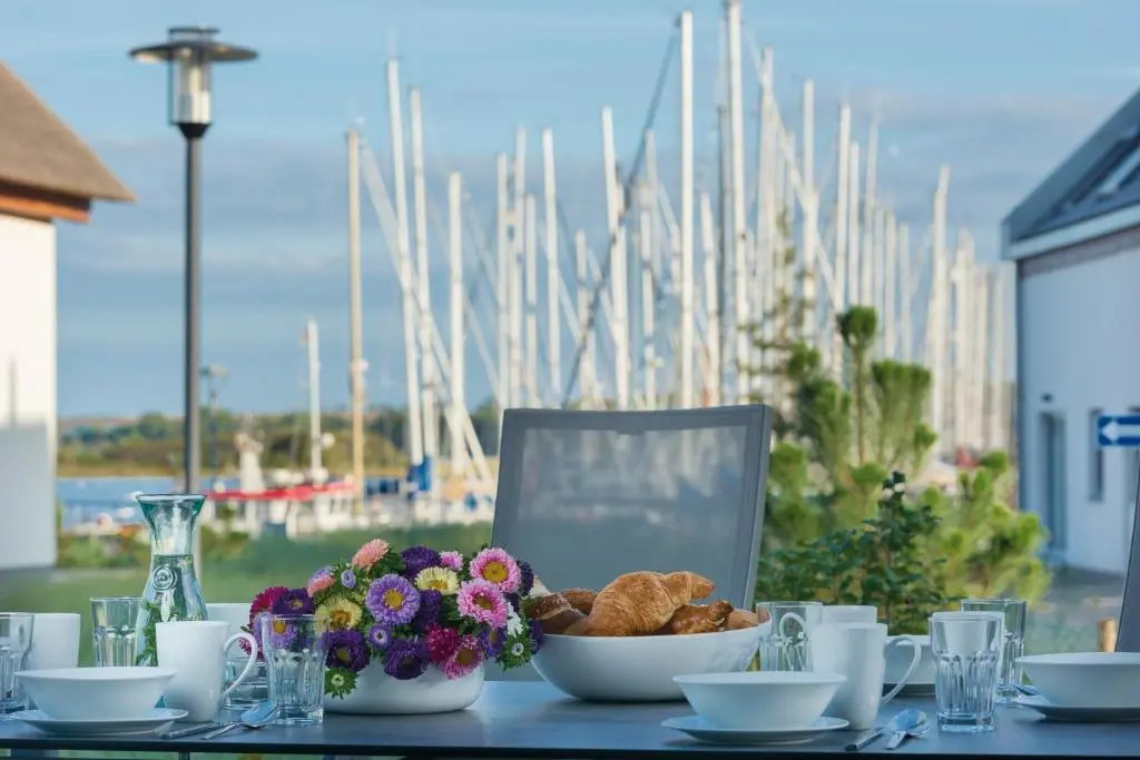 Ostsee Reetdachhaus Nr 36 Warder im Strand Resort