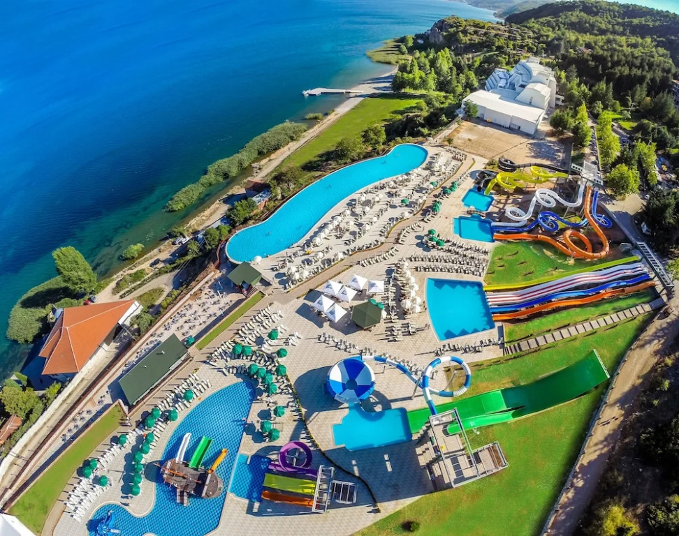 Hotel Izgrev Spa & Aquapark