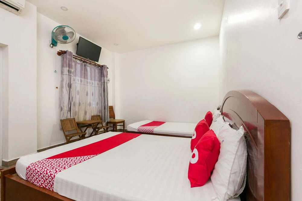 Bien Xanh 2 Hotel by OYO Rooms