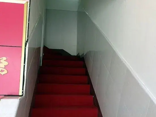Hairi Hotel